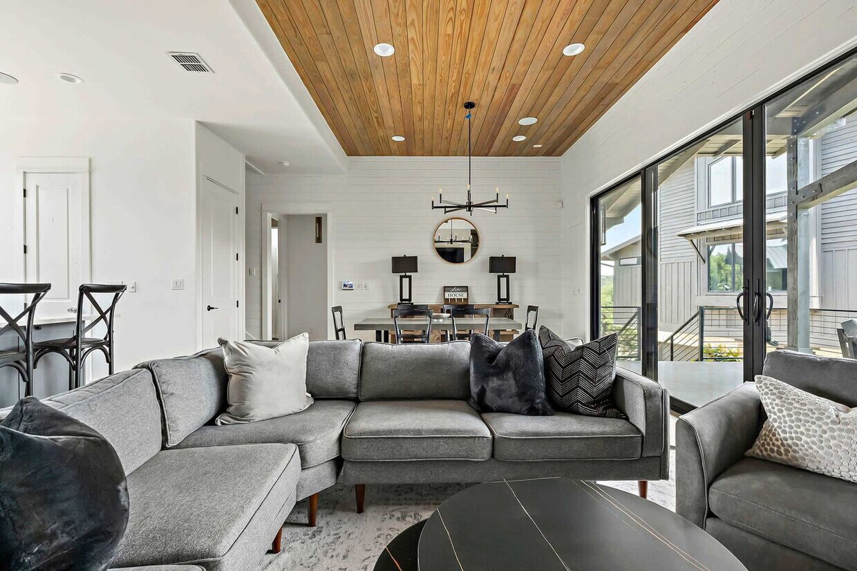 Foto principal - 2204 Escape Blvd.