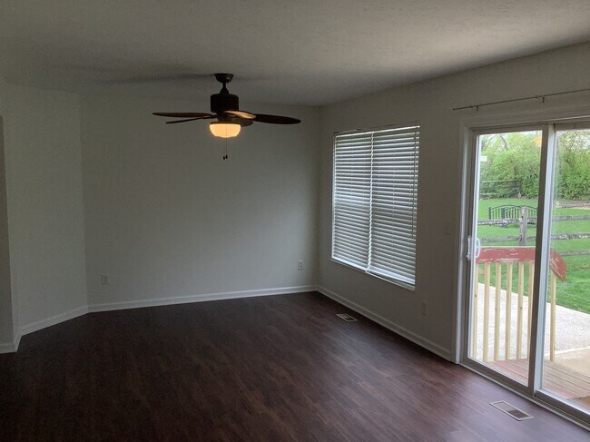 Foto del edificio - 7633 Mourning Dove Ln