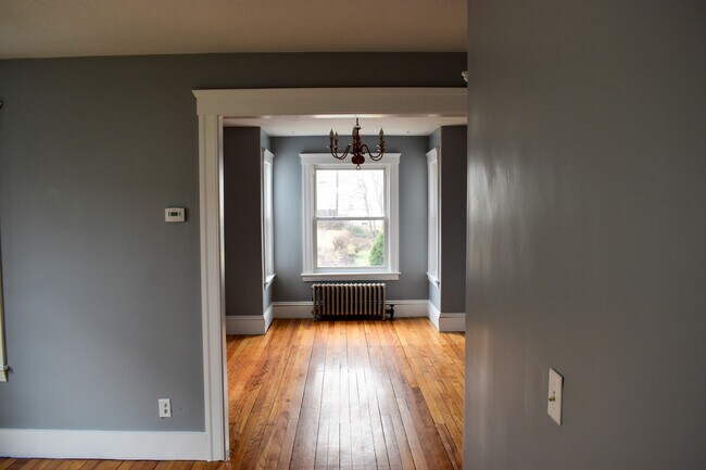 Building Photo - 121 Delmont Ave