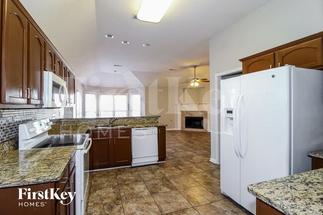 Foto del edificio - 1535 Far Dr