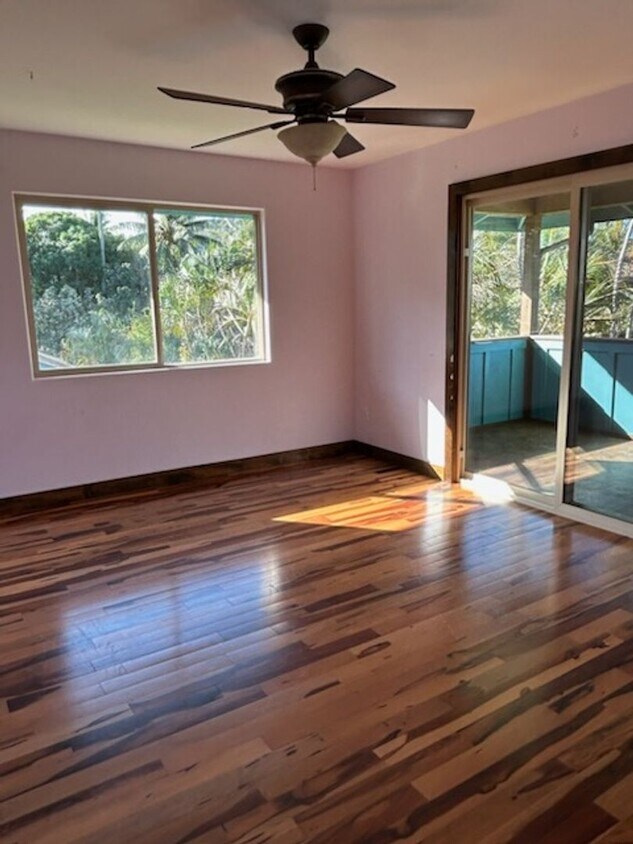 Primary Photo - Kahuku