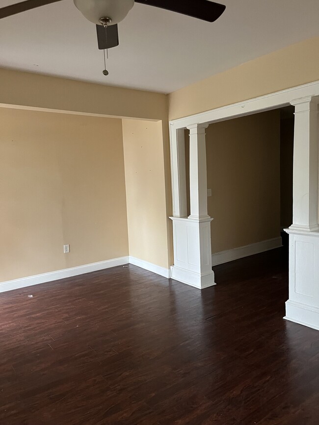 Foto del edificio - 497-499 Edgewood Street