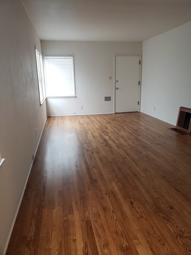 10711 Francis Plz Unit 10711, Los Angeles, CA 90034 10711 Francis Plz