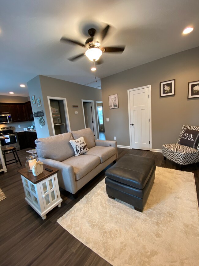 114 Parks St Unit 18, Manchester, TN 37355 Apartments in Manchester