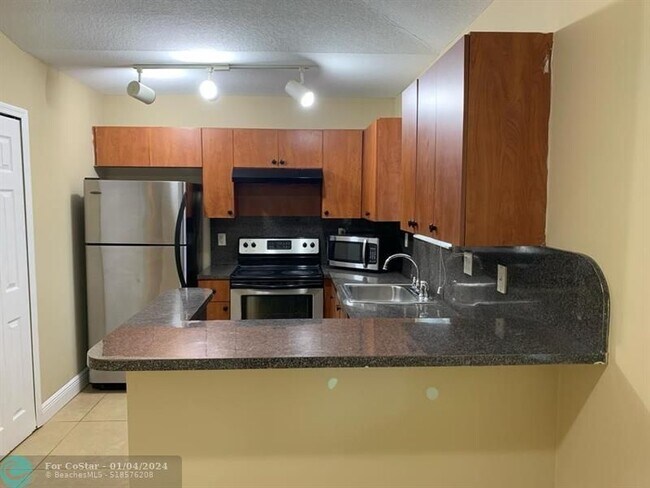 Foto del edificio - 1251 SE 29th St
