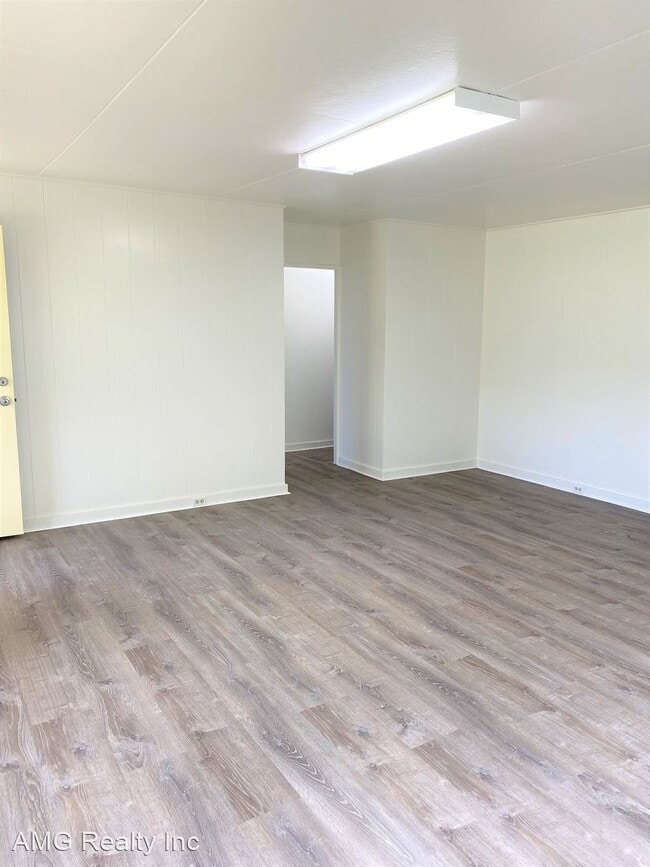 Building Photo - 3 br, 2 bath House - 1550 Kokea Street