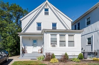 Building Photo - 162 W Windsor Pkwy