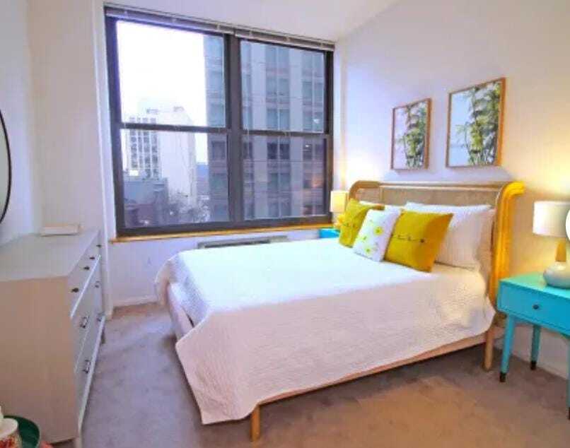 Photo - 98 Christopher Columbus Dr (Jersey City, NJ)