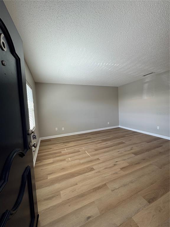 Building Photo - 304 S Habana Ave