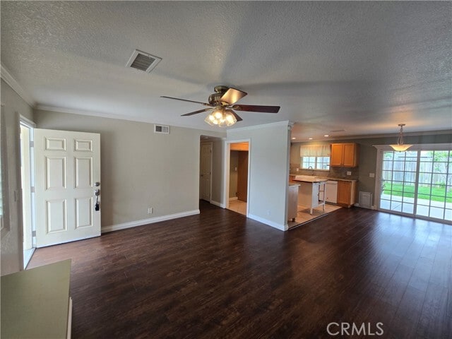Building Photo - 6792 Sylvia Dr