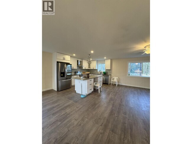 Building Photo - 11442-11240 240 St