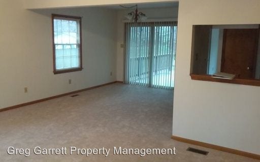 Building Photo - 600 Tabb Lakes Dr
