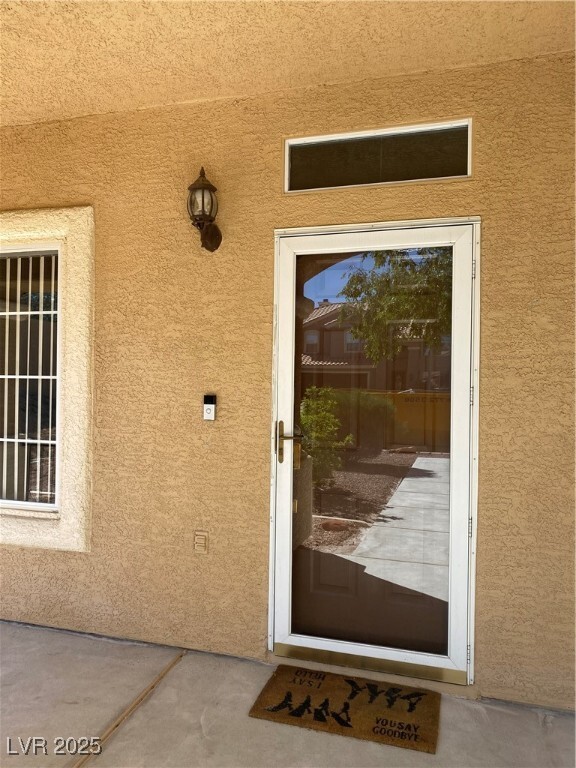 Building Photo - 9172 W Viking Rd