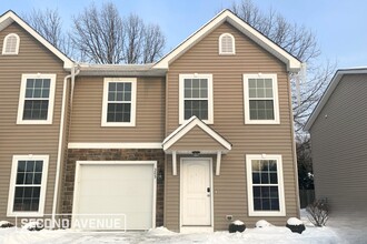 Building Photo - 385 Station 44 Pl