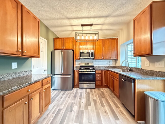 Building Photo - 7213 Parsons Ct