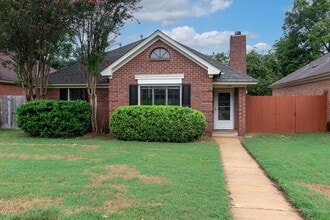 Building Photo - 445 Caldwell Pl