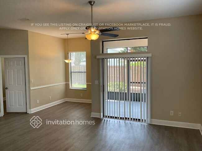 Foto del edificio - 7054 Red Bay Ct