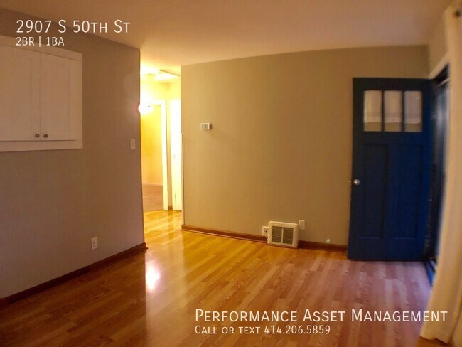 Foto del edificio - 2907 S 50th St