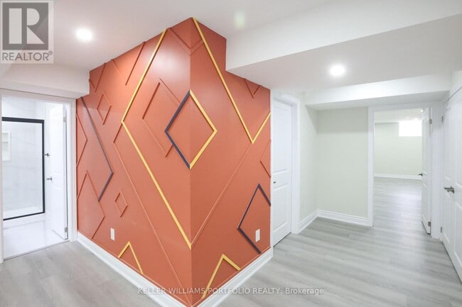 Building Photo - 99 Hurst Dr