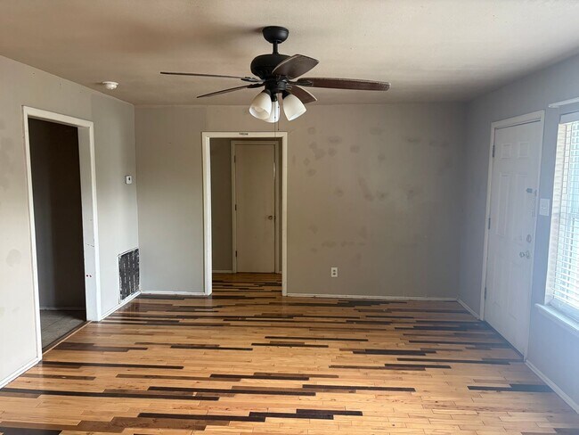 Foto del edificio - $1,500 Move-In Special