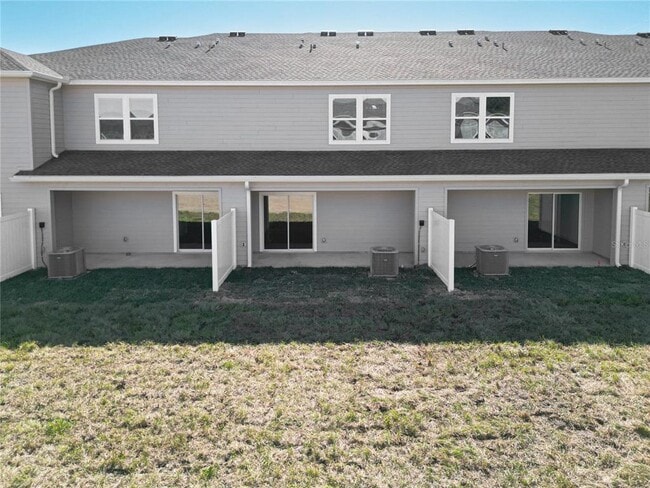 Building Photo - 4950 SW 81st Lp