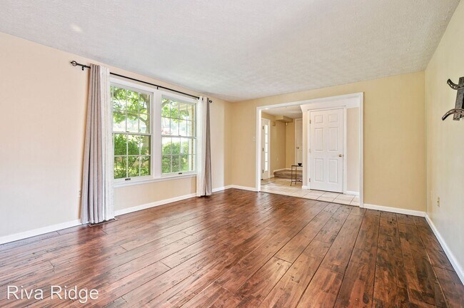 Foto del edificio - 3 br, 2 bath House - 97 Sheldon Avenue