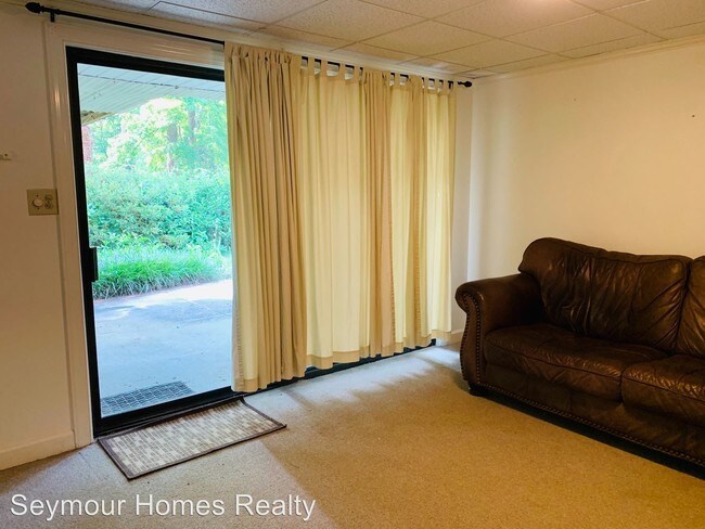 Foto del edificio - 2 br, 1 bath House - 235 S Hillcrest Drive