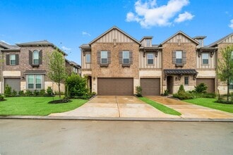Building Photo - 11231 Buchanan Cvs Ln