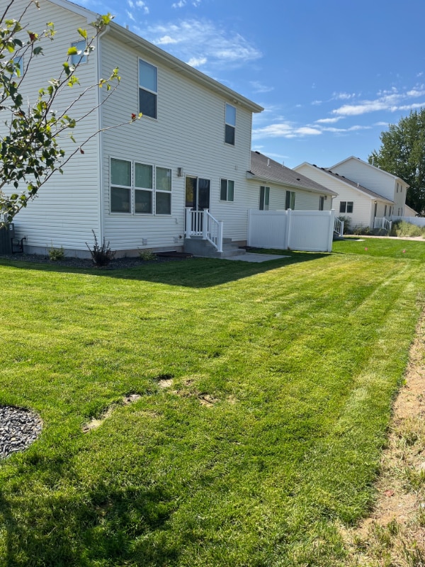 Building Photo - 3261 Reynard Ln