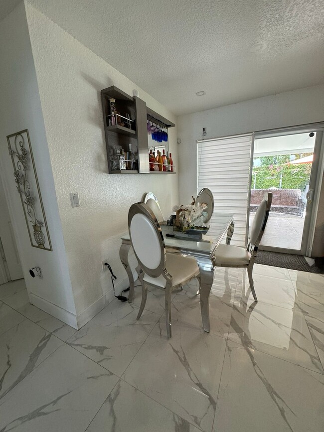 Foto del edificio - 29383 SW 144th Ave