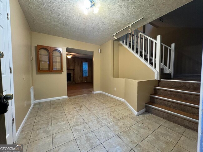 Building Photo - 4633 Tara Creek Trail