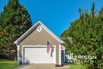 Building Photo - 124 Burleyson Dr