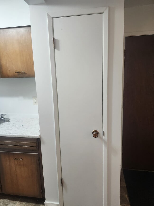 Building Photo - 3607 118 Ave NW