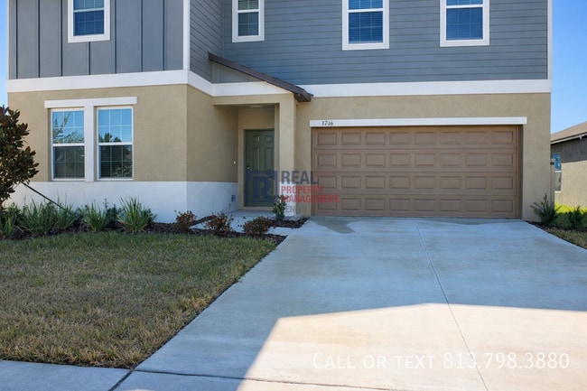 Photo - 1716 Tropical Oasis Ave House