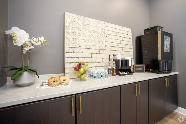 Starbuck's Coffee Bar - Turtle Parc