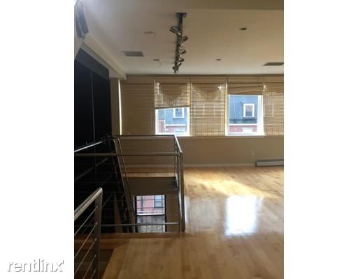 Building Photo - 35 E Concord St