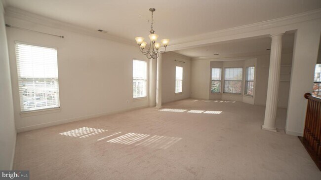 Foto del edificio - 5722 Callcott Way