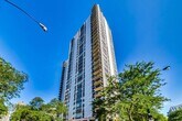 Foto principal - 1360 N Sandburg Ter