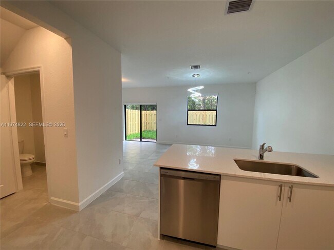 Building Photo - 211 SW 159th Ter