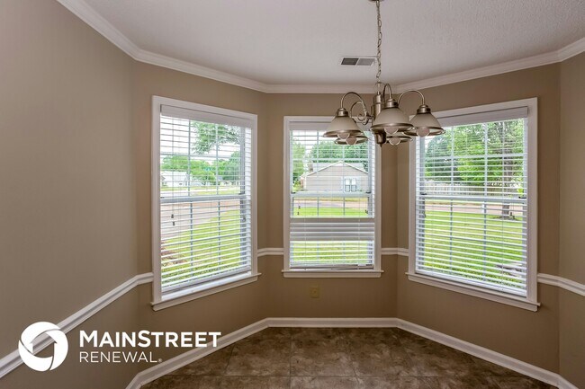 Building Photo - 7642 White Ash Dr