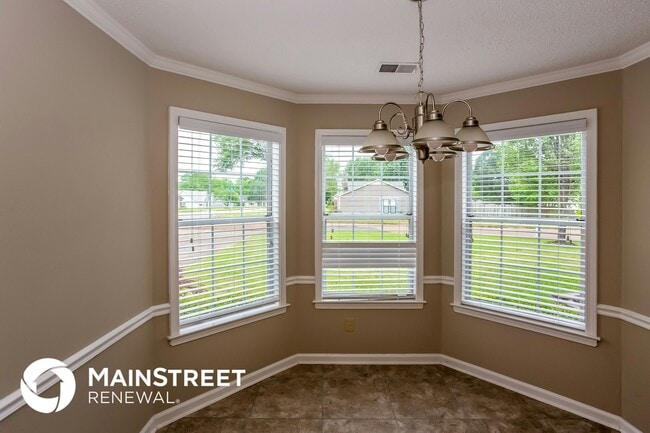 Foto del edificio - 7642 White Ash Dr