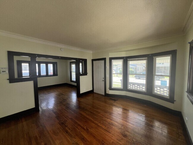 Foto del edificio - 3 Bedroom/1 Bath Home