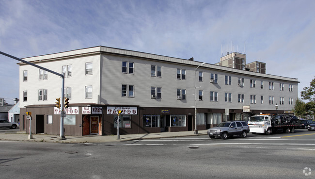 Building Photo - 1703-1729 Pleasant St