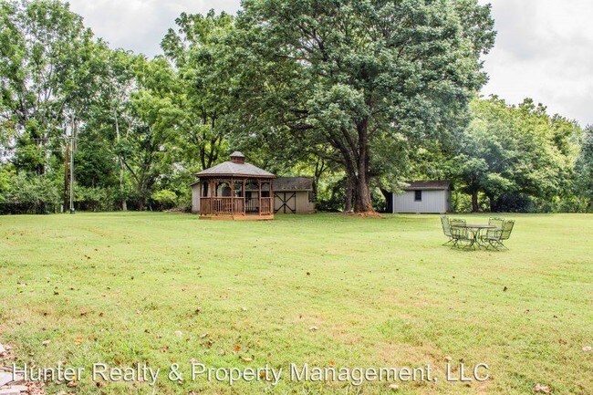 Building Photo - 5 br, 4 bath House - 7745 Fair Oaks Drive