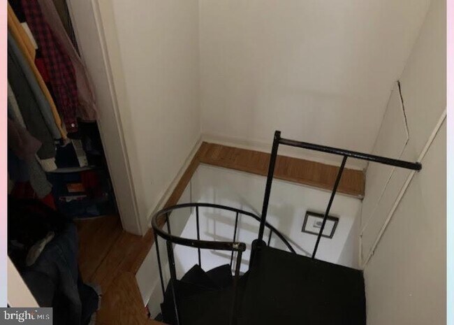 Foto del edificio - 409-15 S 11th St