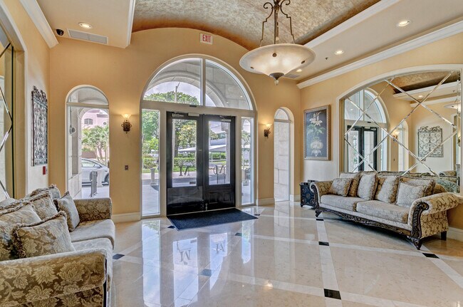 Foto del edificio - 616 Clearwater Park Rd