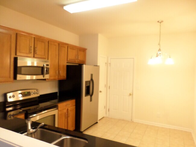 Foto del edificio - Ballantye Area, Lovely 3 Bedroom 2.5 Bath ...