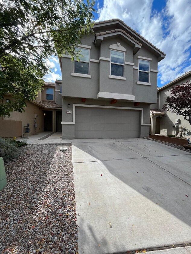 Primary Photo - 10828 Arguello Trail NE