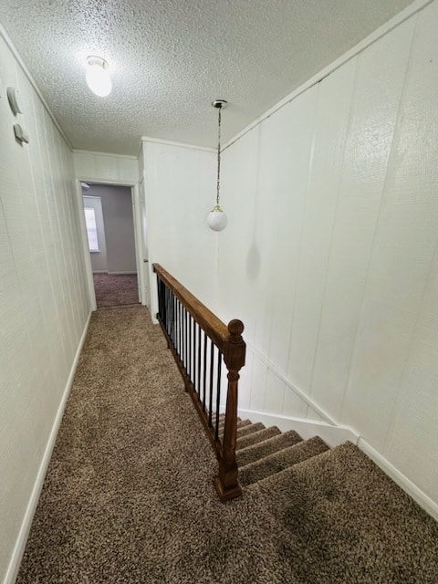 upstairs hallway - 729 Vouray Dr