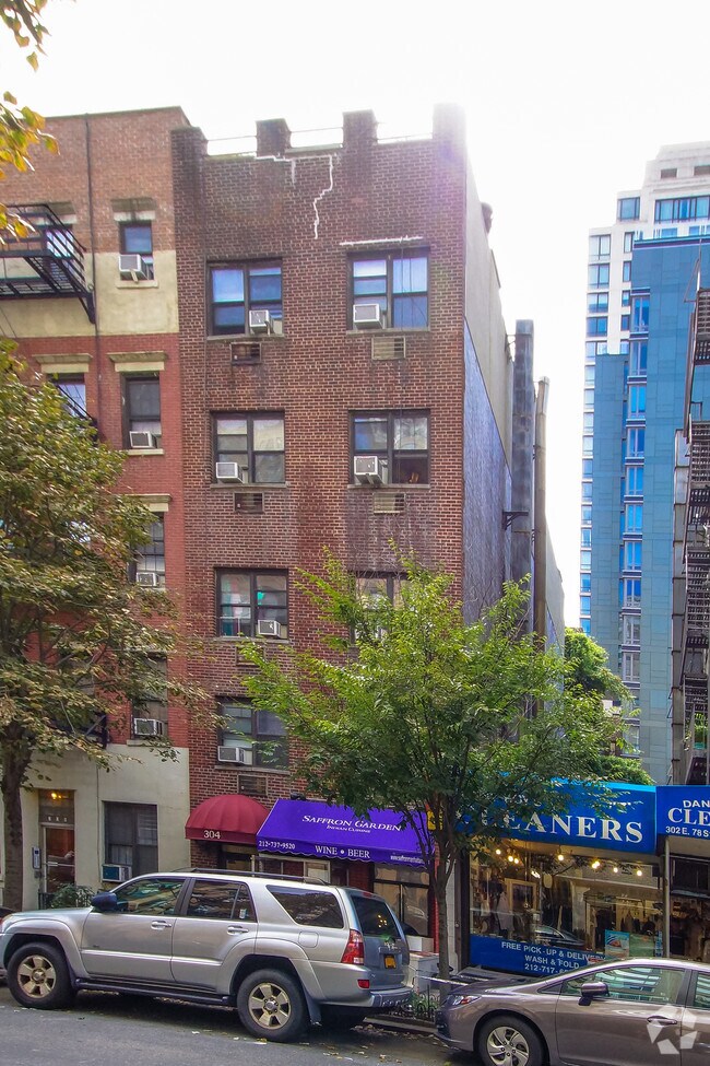 Street View - 304 E 78th St